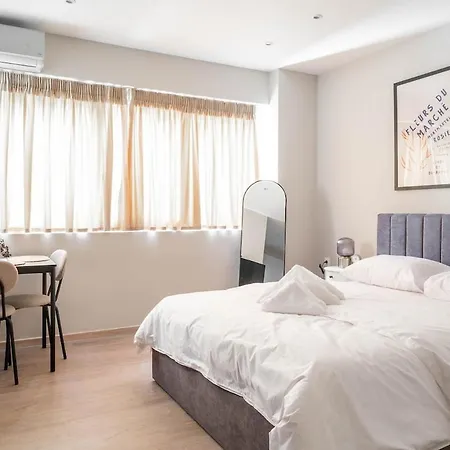 Elisabetta Luxury Living 2 * Larissa